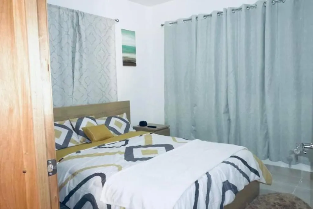 Confidence Luxurious Apartment-Garden Tower-Gym Pool Wifi Santiago De Los Caballeros