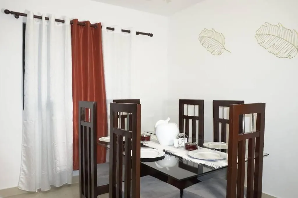 Apartamento Confidence Luxurious Apartment-Garden Tower-Gym Pool Wifi Santiago De Los Caballeros