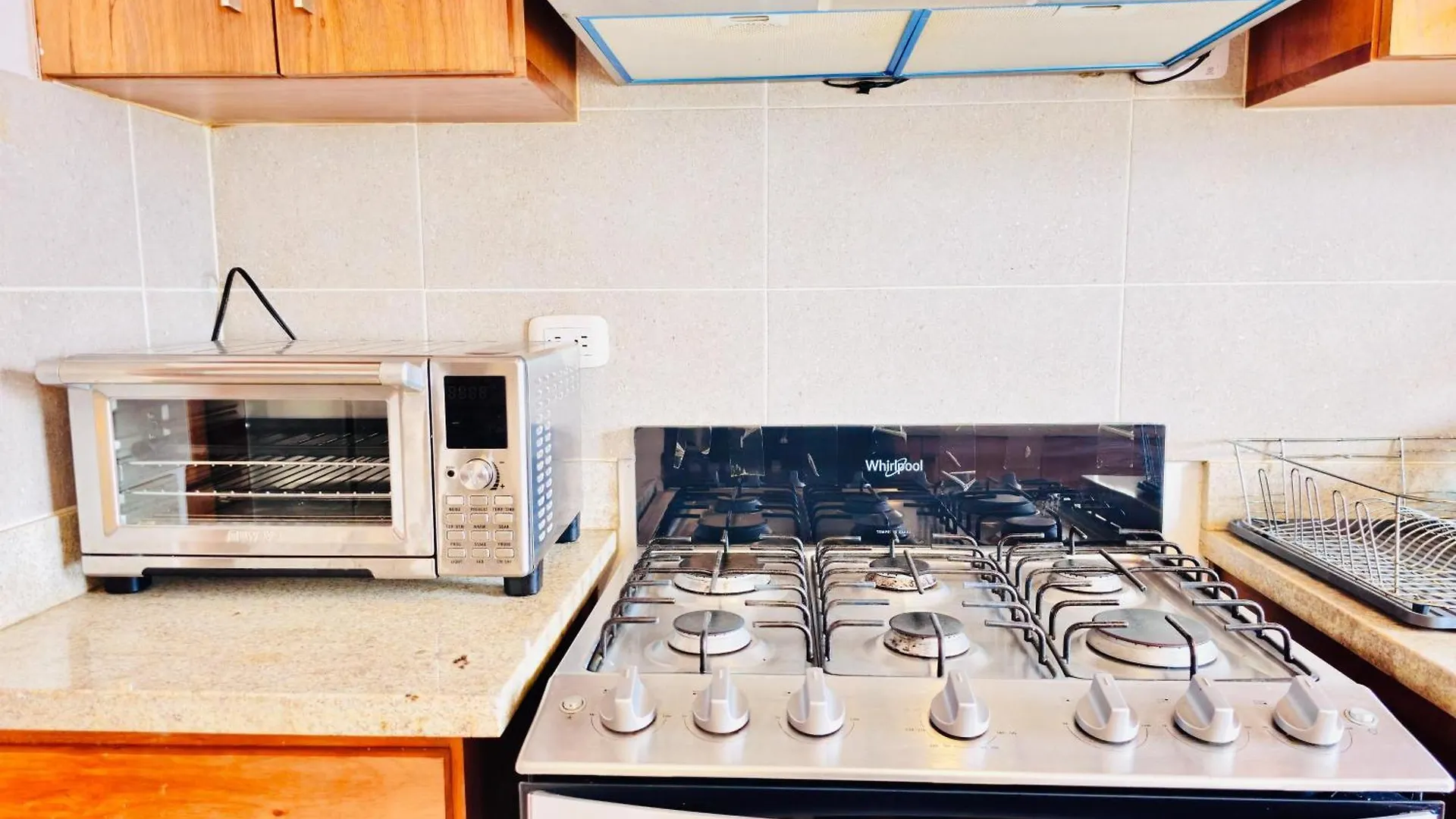 Confidence Luxurious Apartment-Garden Tower-Gym Pool Wifi Santiago De Los Caballeros 0*,  República Dominicana