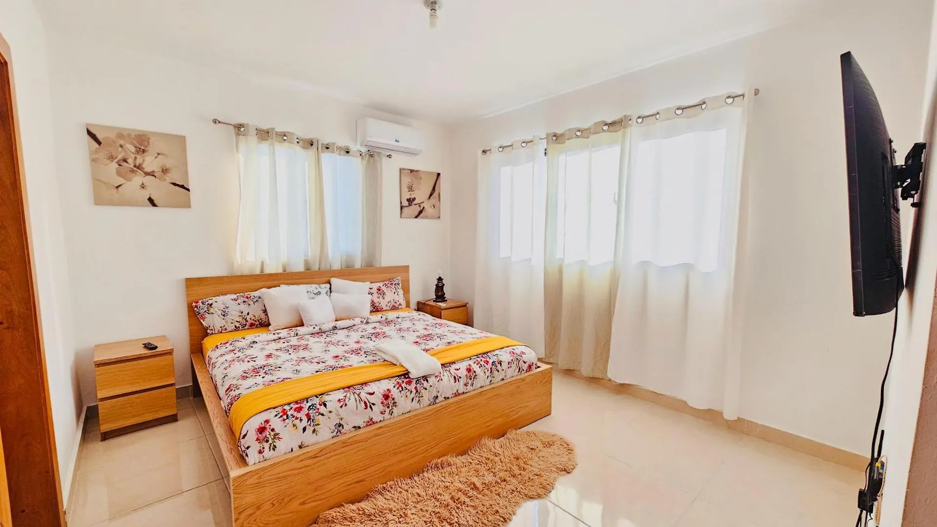 Confidence Luxurious Apartment-Garden Tower-Gym Pool Wifi Santiago De Los Caballeros 0*,  Dominican Republic